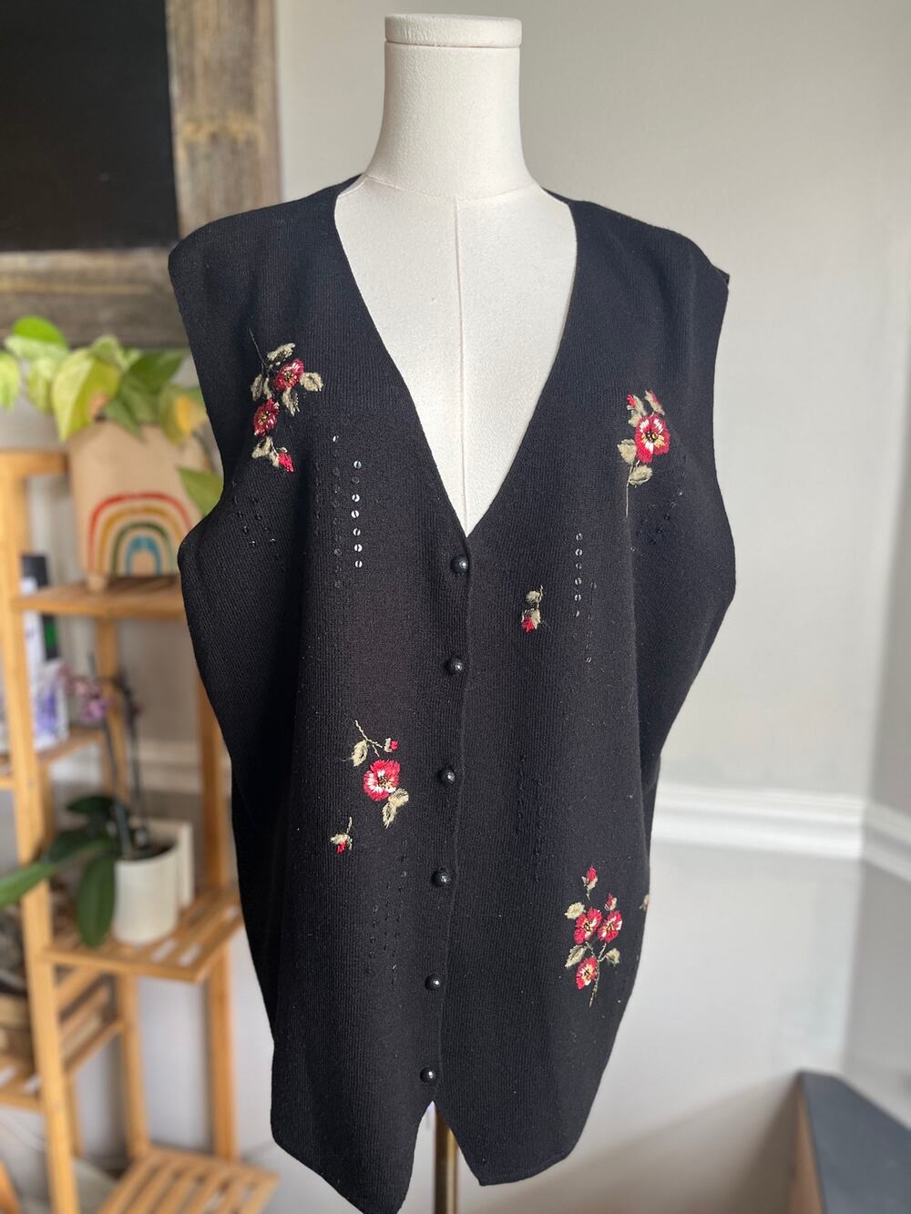 Vintage 90s Black Sweater Vest Floral Embroidery Sequins Size 1X